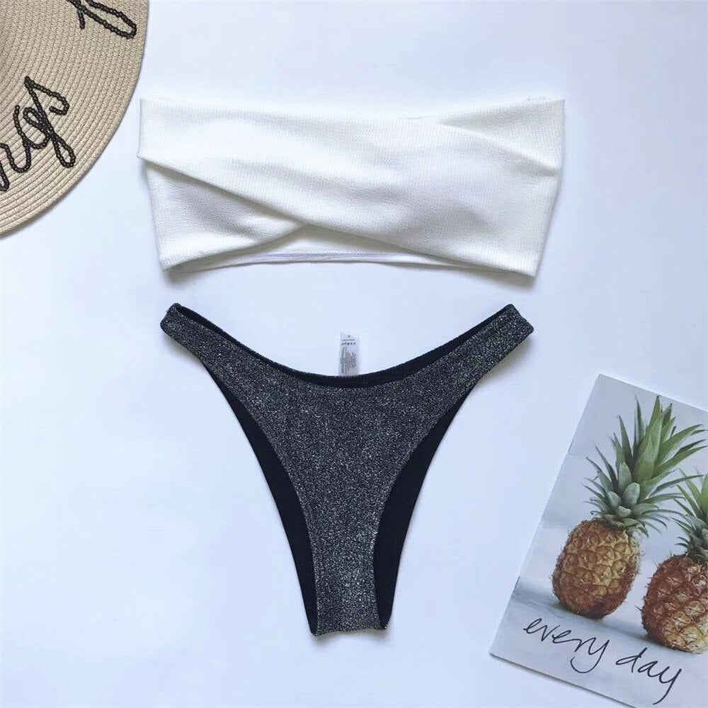 Błyszczący dwuczęściowy strój kąpielowy bikini typu bandeau